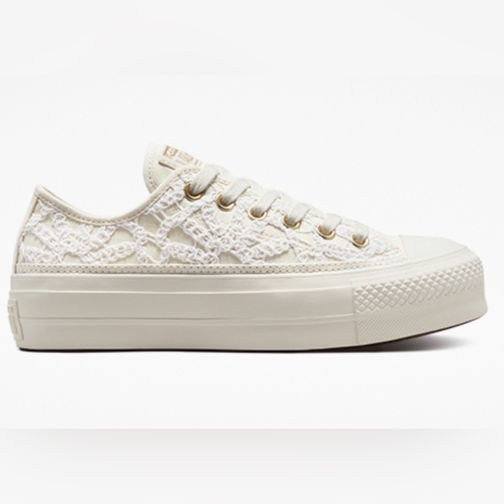 Converse Low Top Sneakers in Cream White Lace